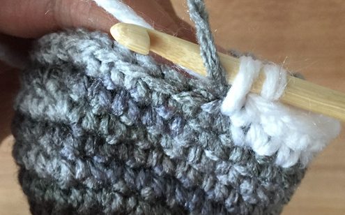 How to change colour in amigurumi